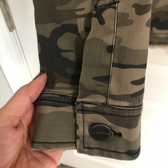 Sanctuary Camouflage Utility Jacket - Picture 4 of 8